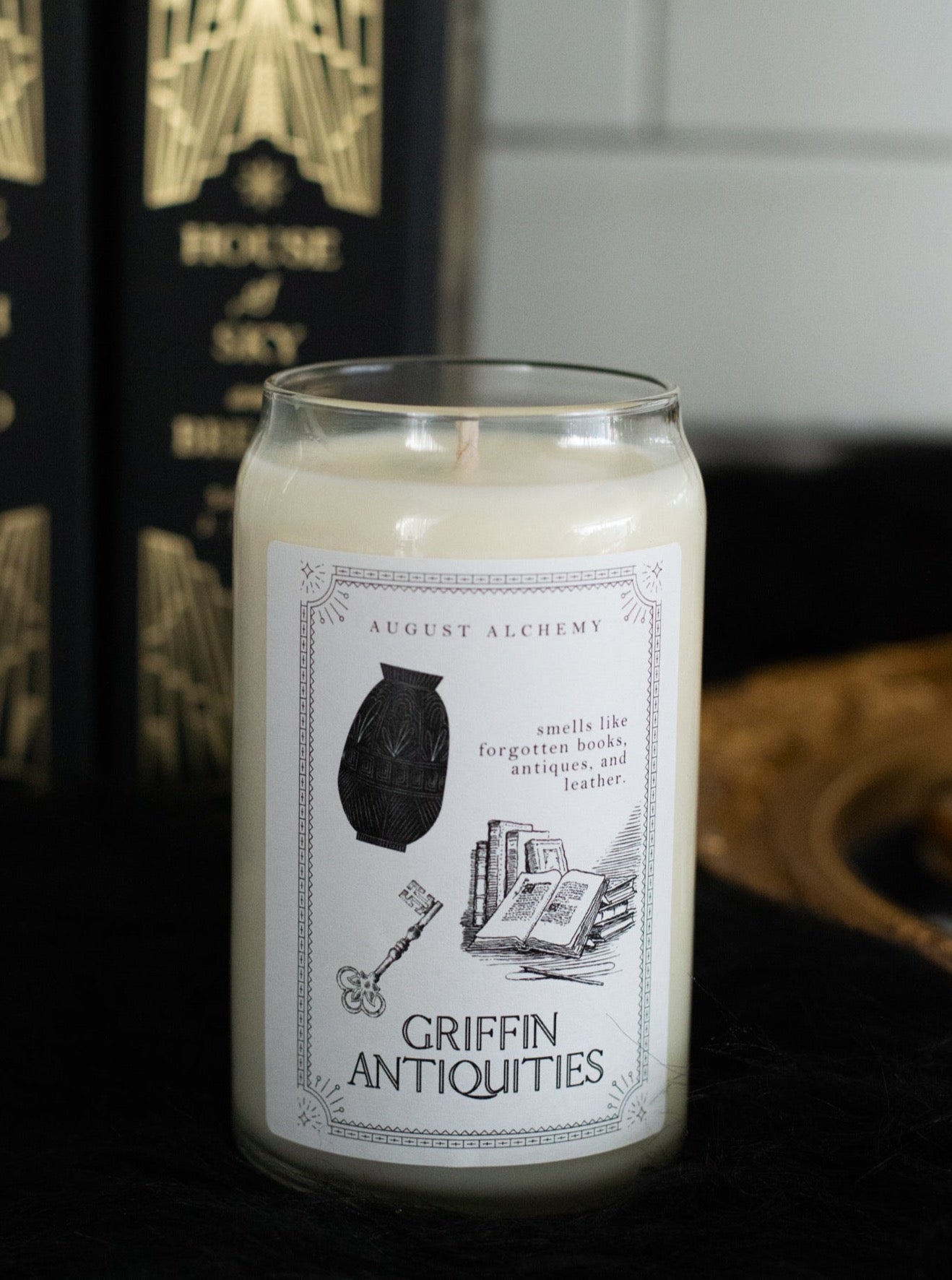 Griffin Antiquities Candle