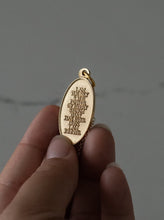 Load image into Gallery viewer, Violet&#39;s Signet Amulet
