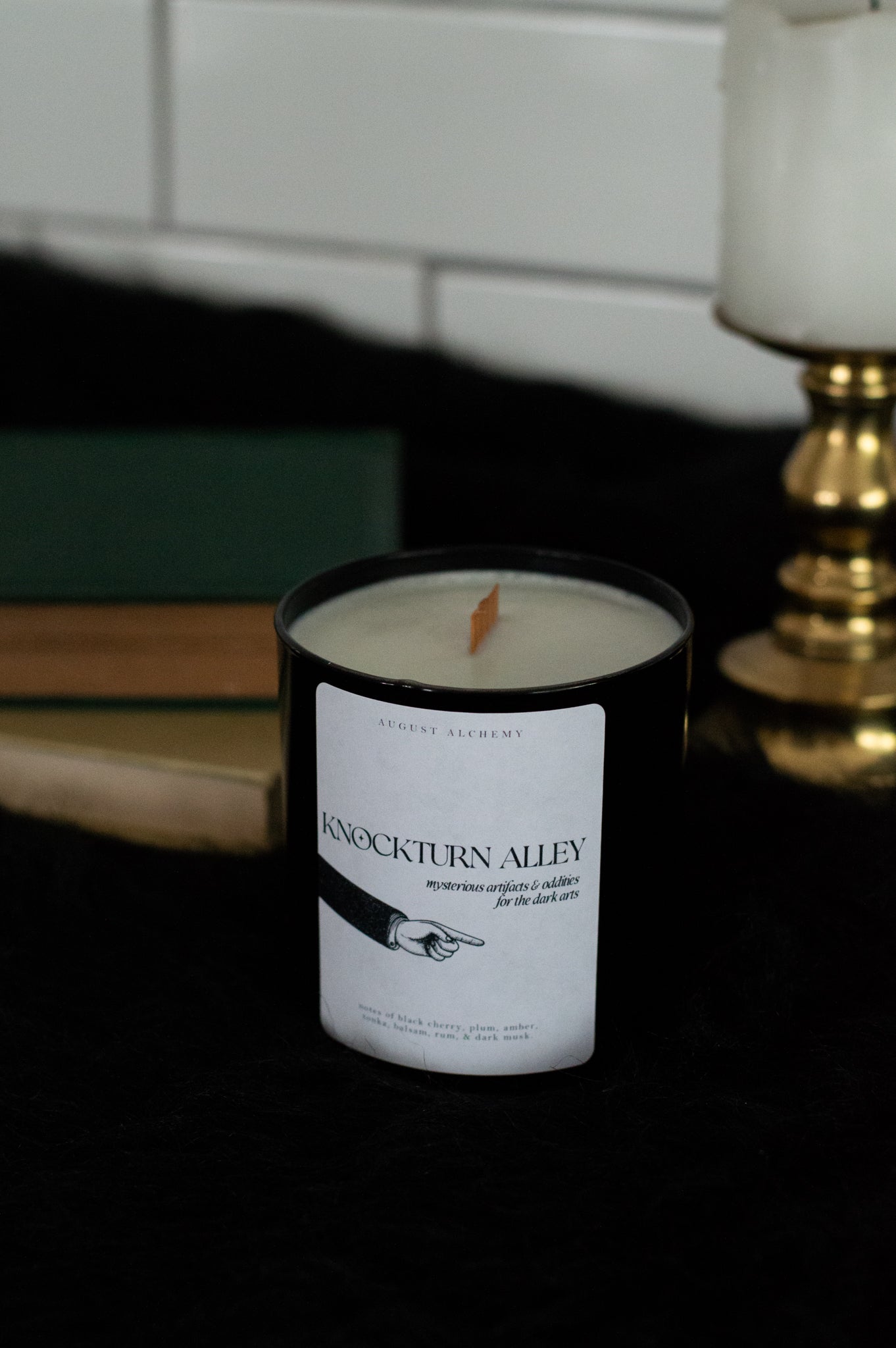 Knockturn Alley Candle