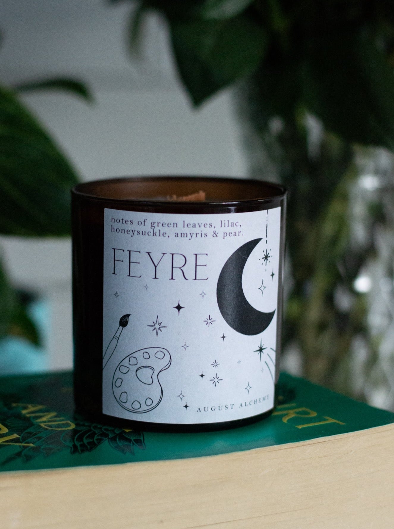 Feyre Candle